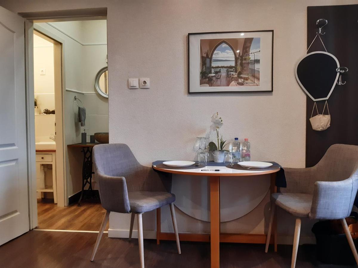 Ady Apartman Tata Εξωτερικό φωτογραφία